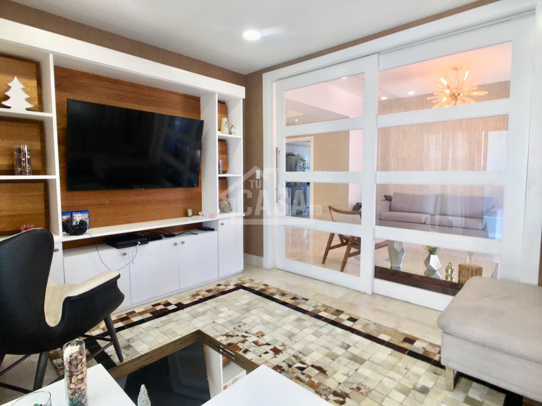 apartamentos - Apartamento amueblado en Piantini 2