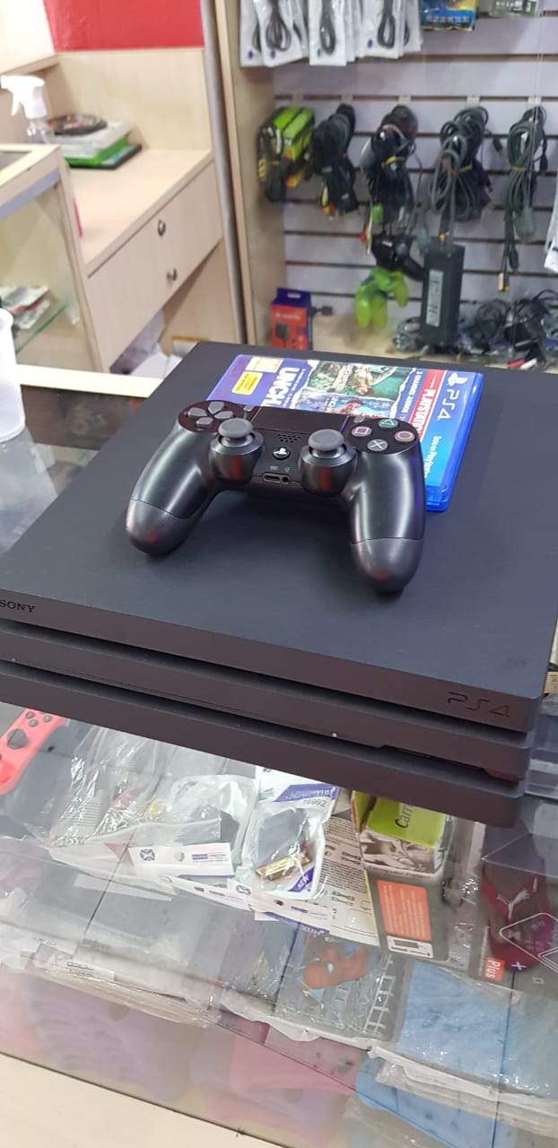 consolas y videojuegos - psp4 pro 1tb de disco 1 control 1juego