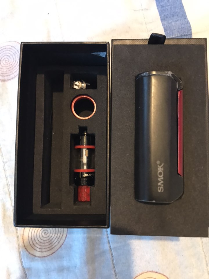 otros electronicos - Vaper SMOK priv M17 de medio uso per 9 de 10