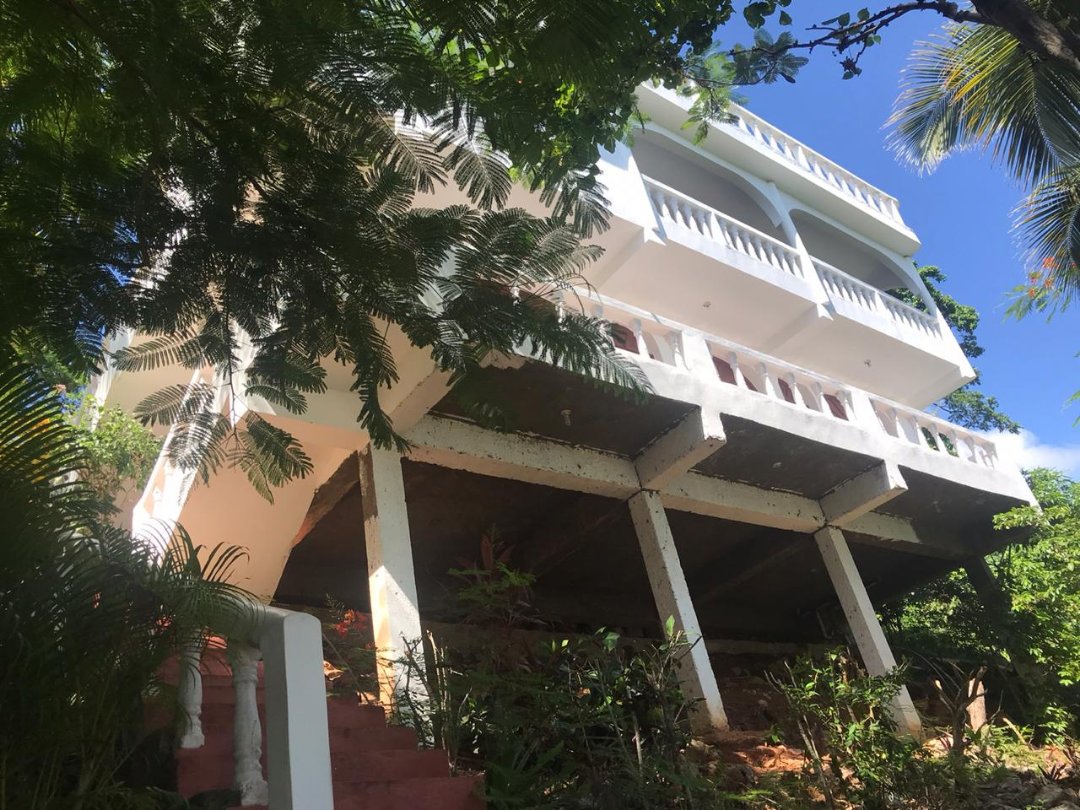  Casa para ecoturismo en venta en Samaná para inversión residencial o comercial 