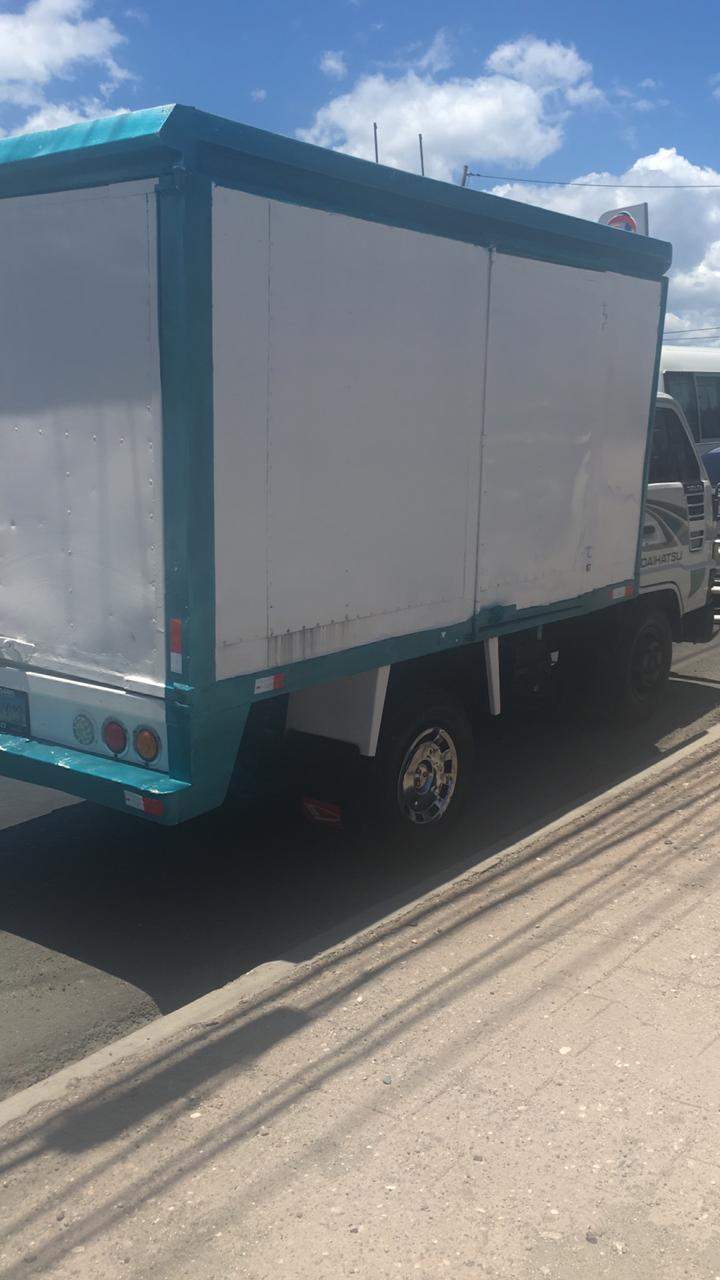 camiones y vehiculos pesados - FURGON CAMA CORTA