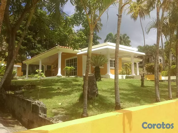 casas vacacionales y villas - Venta, Casa de 3 Habitaciones, Los Róbalos, Samaná 2