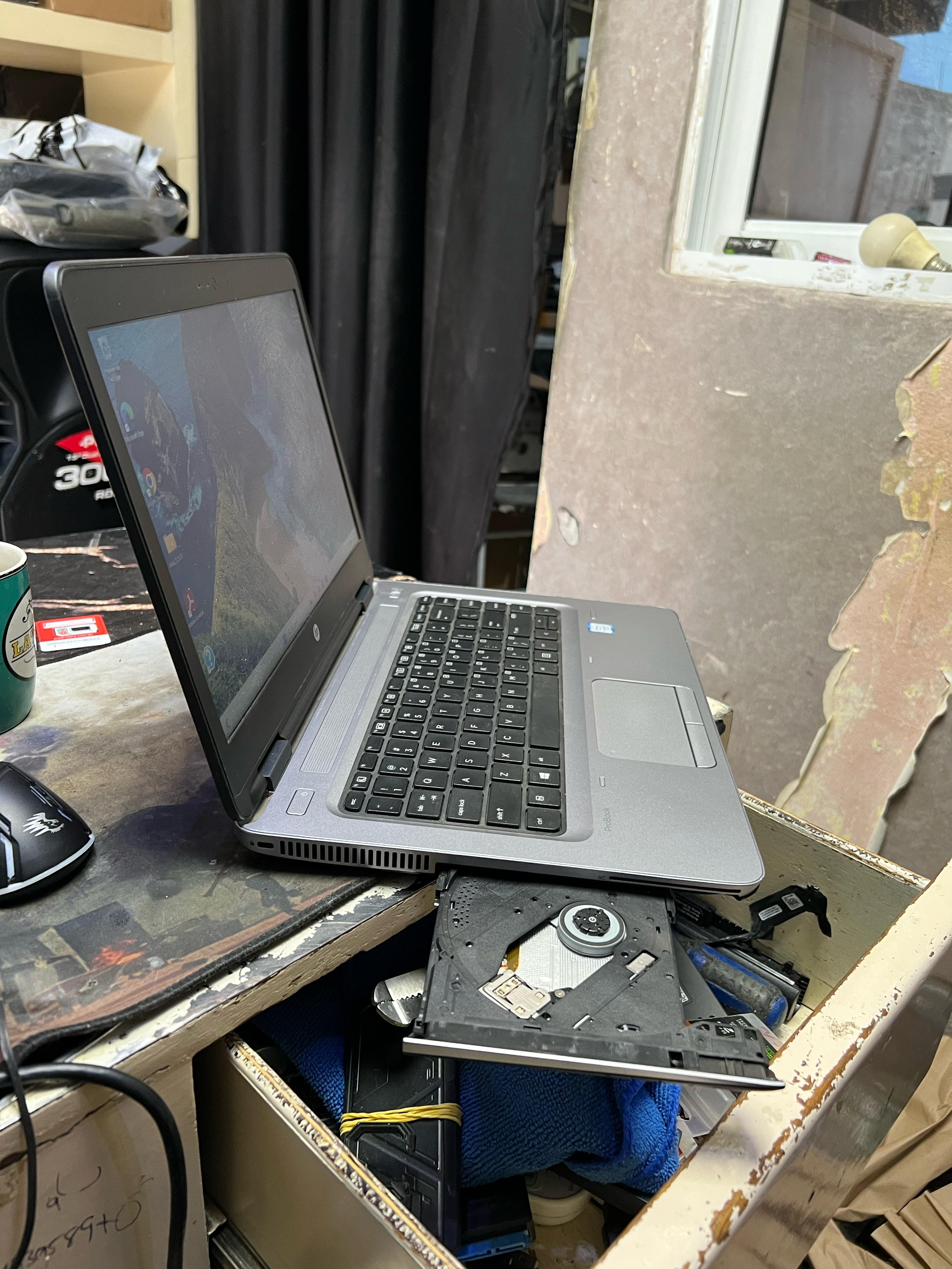 computadoras y laptops - Laptop HP Probook 640 G3/Intel i7-7600U @2,80GHz / 4