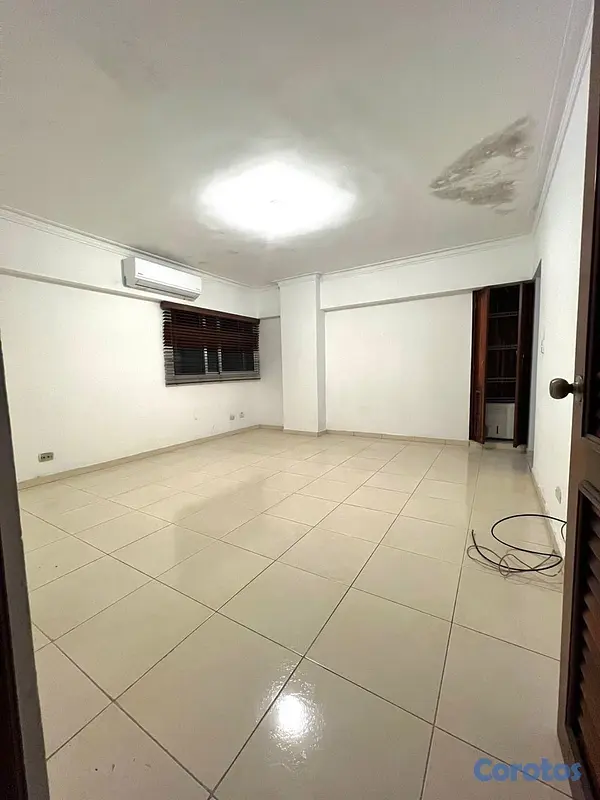 apartamentos - Amplio apartamento en Alquiler en exclusivo sector de Evaristo Morales 📍
 5