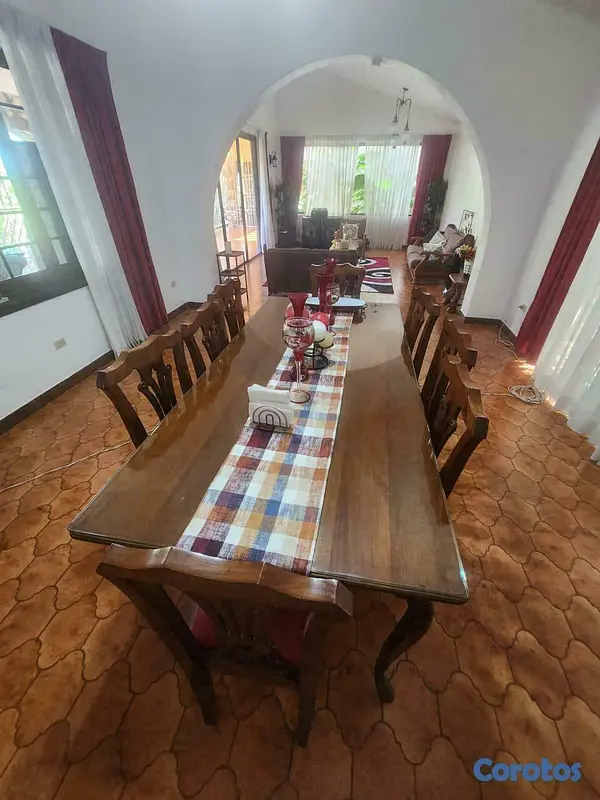 muebles y colchones - 8 plazas de comedor con vidrio templado 2