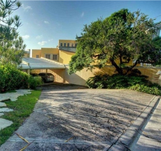 casas - Vendo casa en Arroyo hondo viejo Distrito Nacional de 1,067mts Santo Domingo 