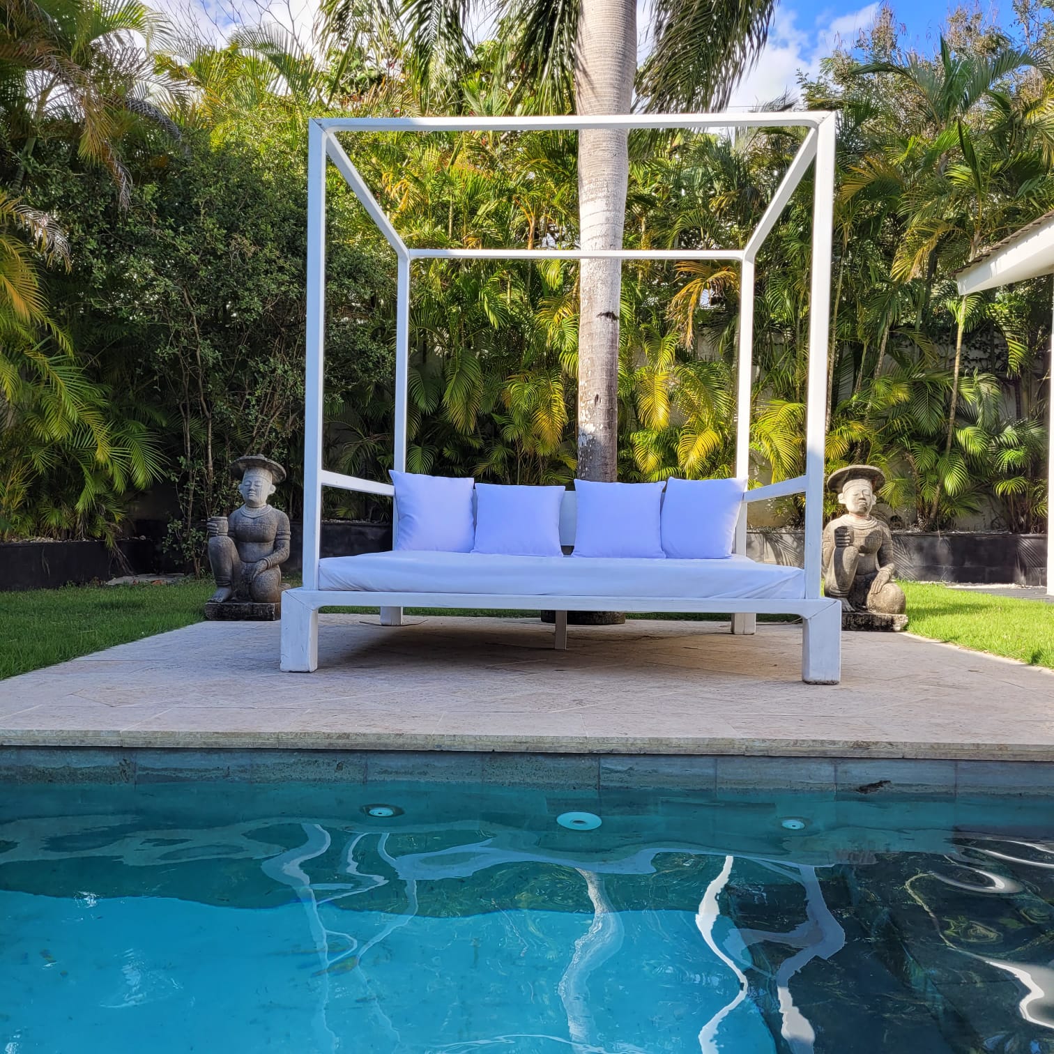casas vacacionales y villas - Vendo hermosa villa privada ubicada en Juan Dolio