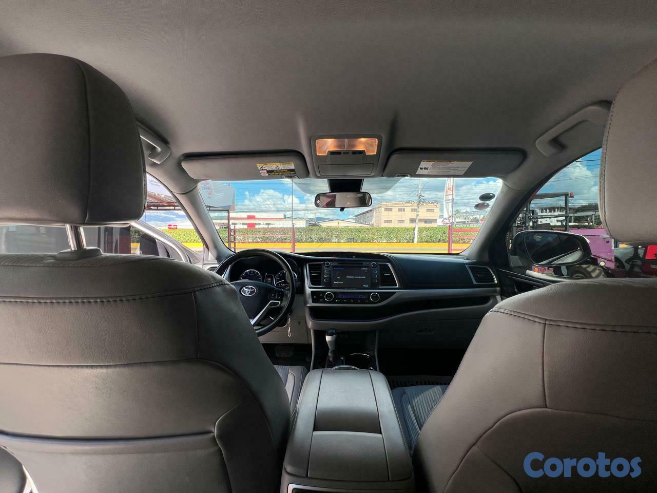 jeepetas y camionetas - VENDO TOYOTA HIGHLANDER 2027 6