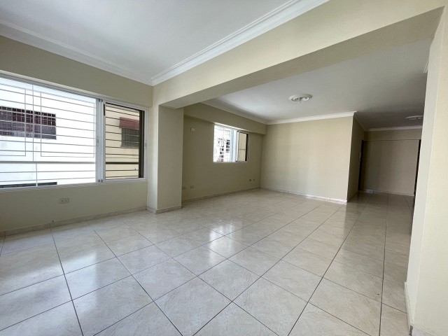 apartamentos - Apartamento en Alquiler en Evaristo Morales 2