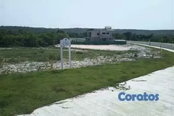 solares y terrenos - Solar en cap cana 4