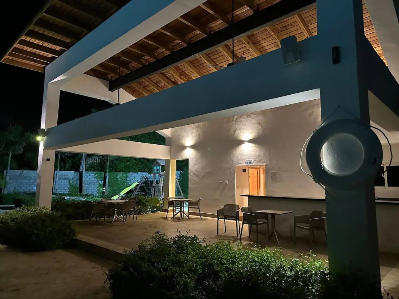 apartamentos - En venta apartamento ubicado en Juan Dolio Coral Cliffs
2 hab
US$190,000 5