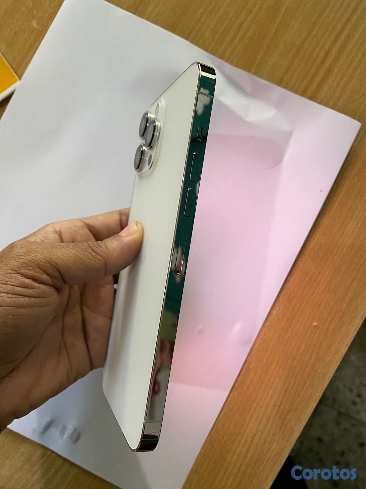 celulares y tabletas - IPhone 13 pro max 5