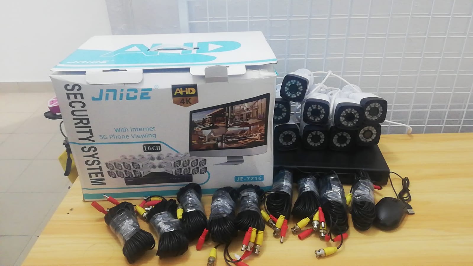 camaras y audio - Kit de 16 Cámaras ColorVu – Vigilancia 24/7 en Col 2