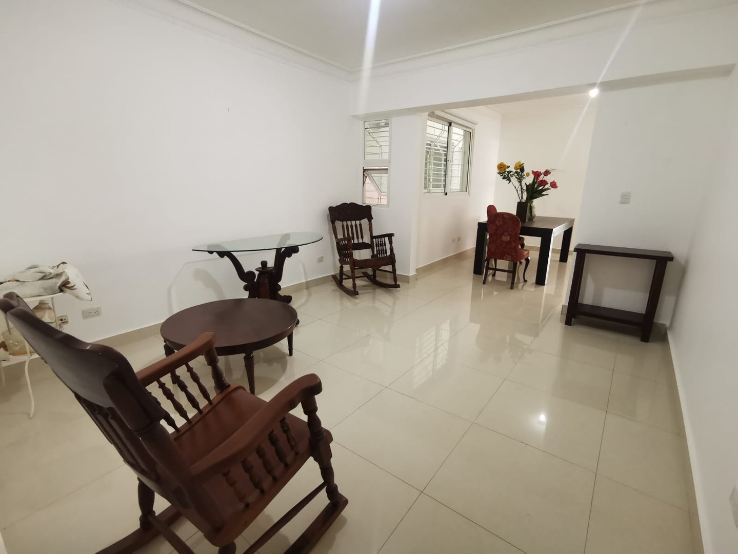apartamentos - Alquiler apto vacío en zona exclusiva de Evaristo Morales

* 3 hab
US$1,150 mant 4