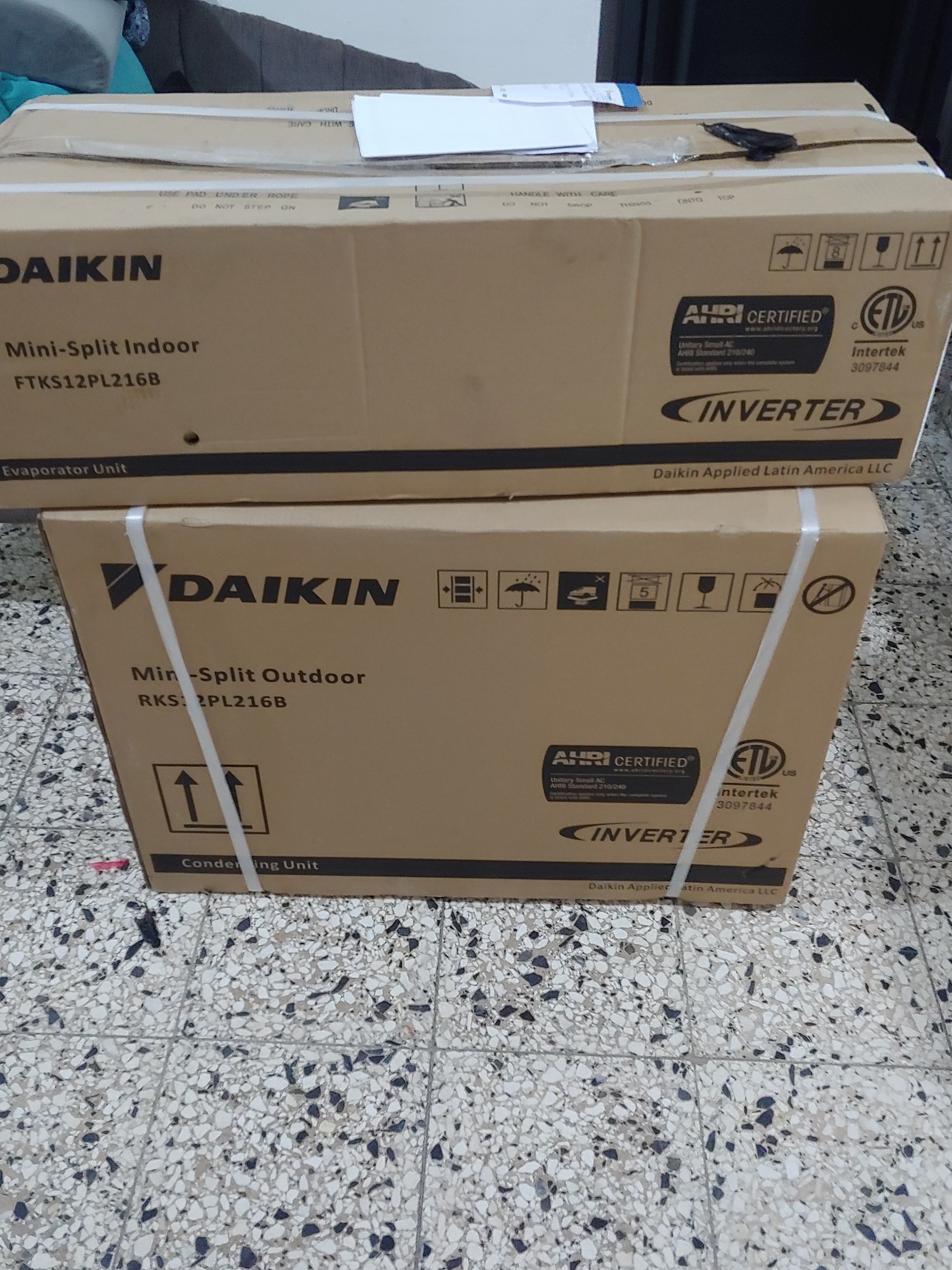 electrodomesticos - Vendo acondicionador de aires Daikin nuevo con 2años de gararantia
