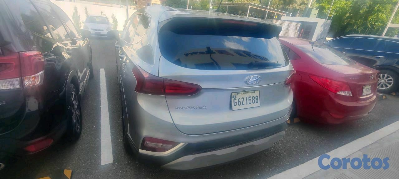 jeepetas y camionetas - hiunday santa fe 2020 5