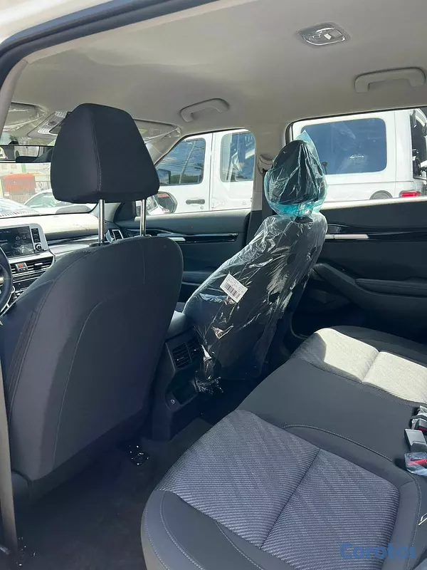 jeepetas y camionetas - Kia Seltos 2026 9
