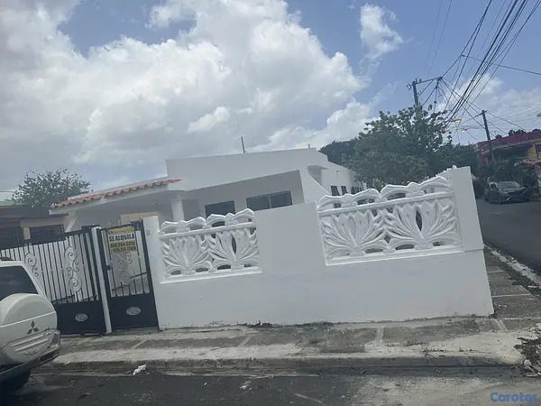 solares y terrenos - Vendo casa de esquina en redencial  3