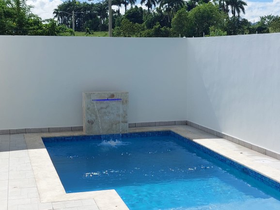casas - Casa moderna con piscina y buena s espacios a 3 minutos la playa a buen precio  6