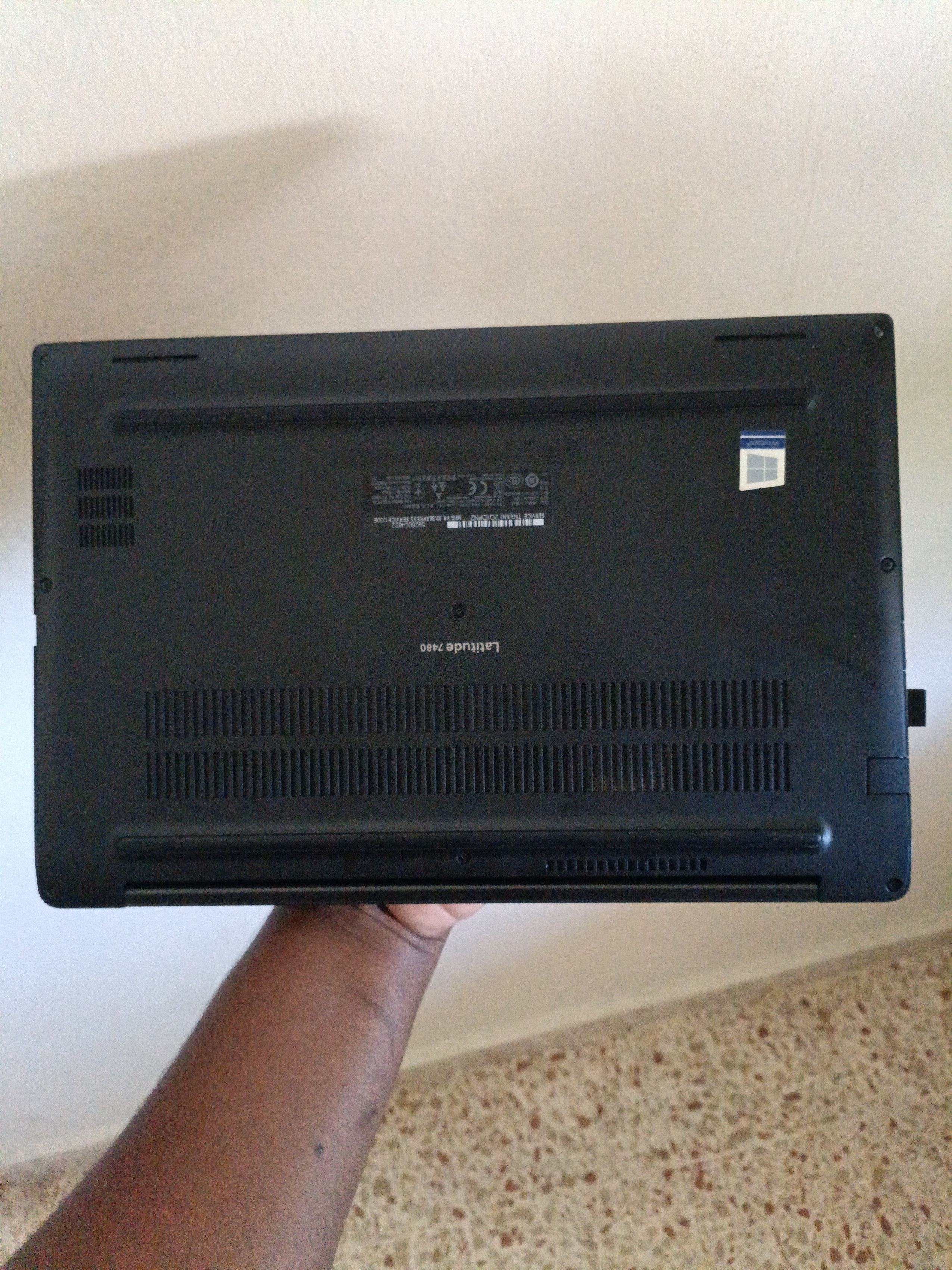 computadoras y laptops - DELL Latitude 7480, casi nueva  3