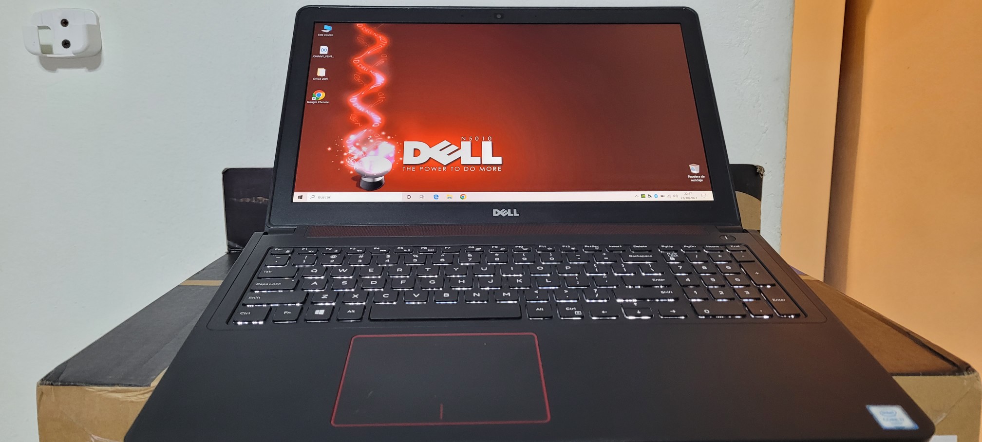 computadoras y laptops - Laptop Dell gamer 17 Pulg intel Core i7 Ram 16gb Nvidea Gtx 960m 4gb Dedicada