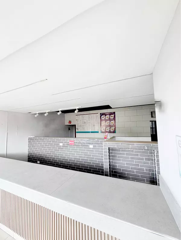 oficinas y locales comerciales - Local céntrico Primer nivel 7