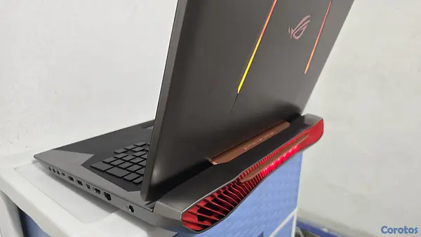 computadoras y laptops - Asus Gamer ROG Core i7 2.70ghz Ram 32gb ddr4 Disco 256gb Y 1000gb Gtx 1070 8gb 3