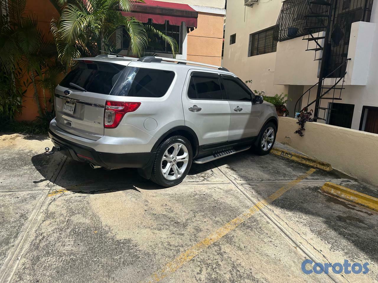 jeepetas y camionetas - Ford explorer XLT 2013  7
