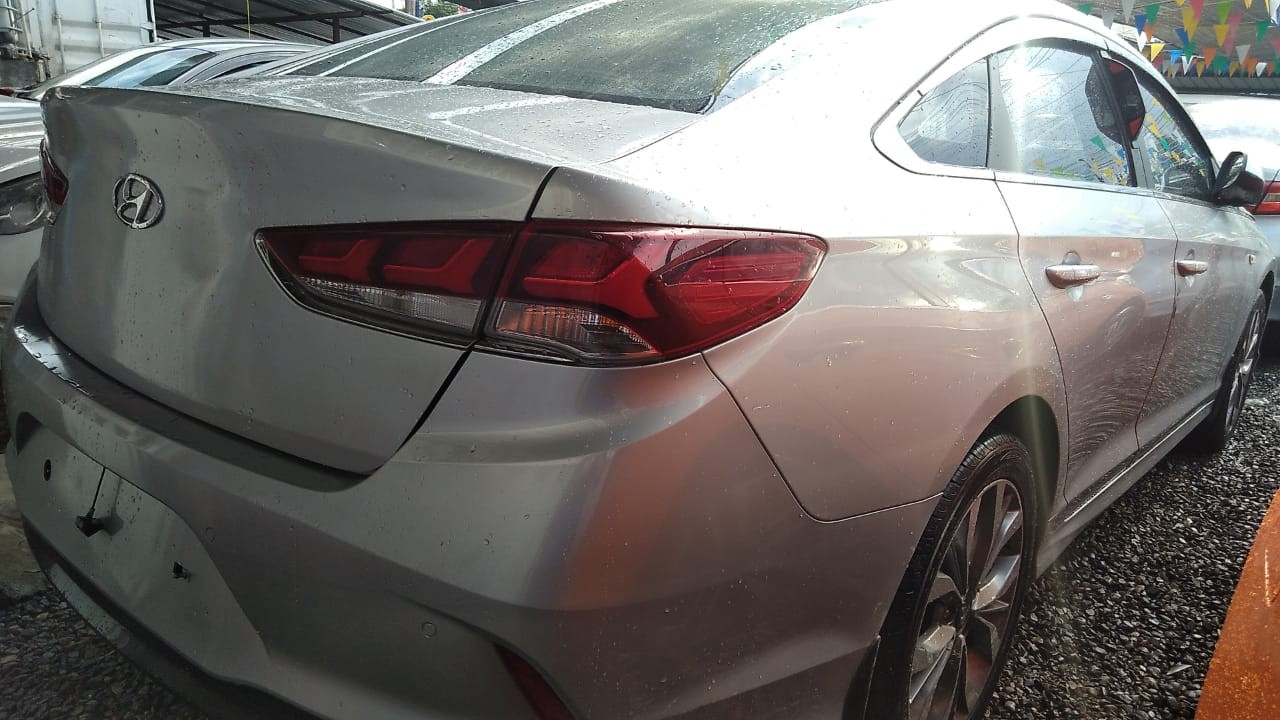 carros - HYUNDAI SONATA NEW RISE 2018 GRIS 6