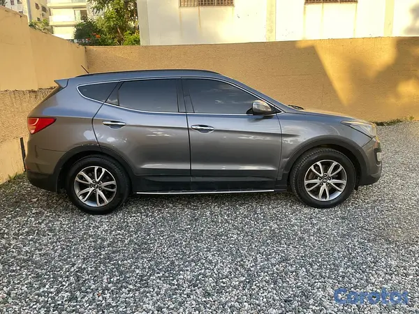 jeepetas y camionetas - Hyundai Santa Fe 2013 motor doch  4