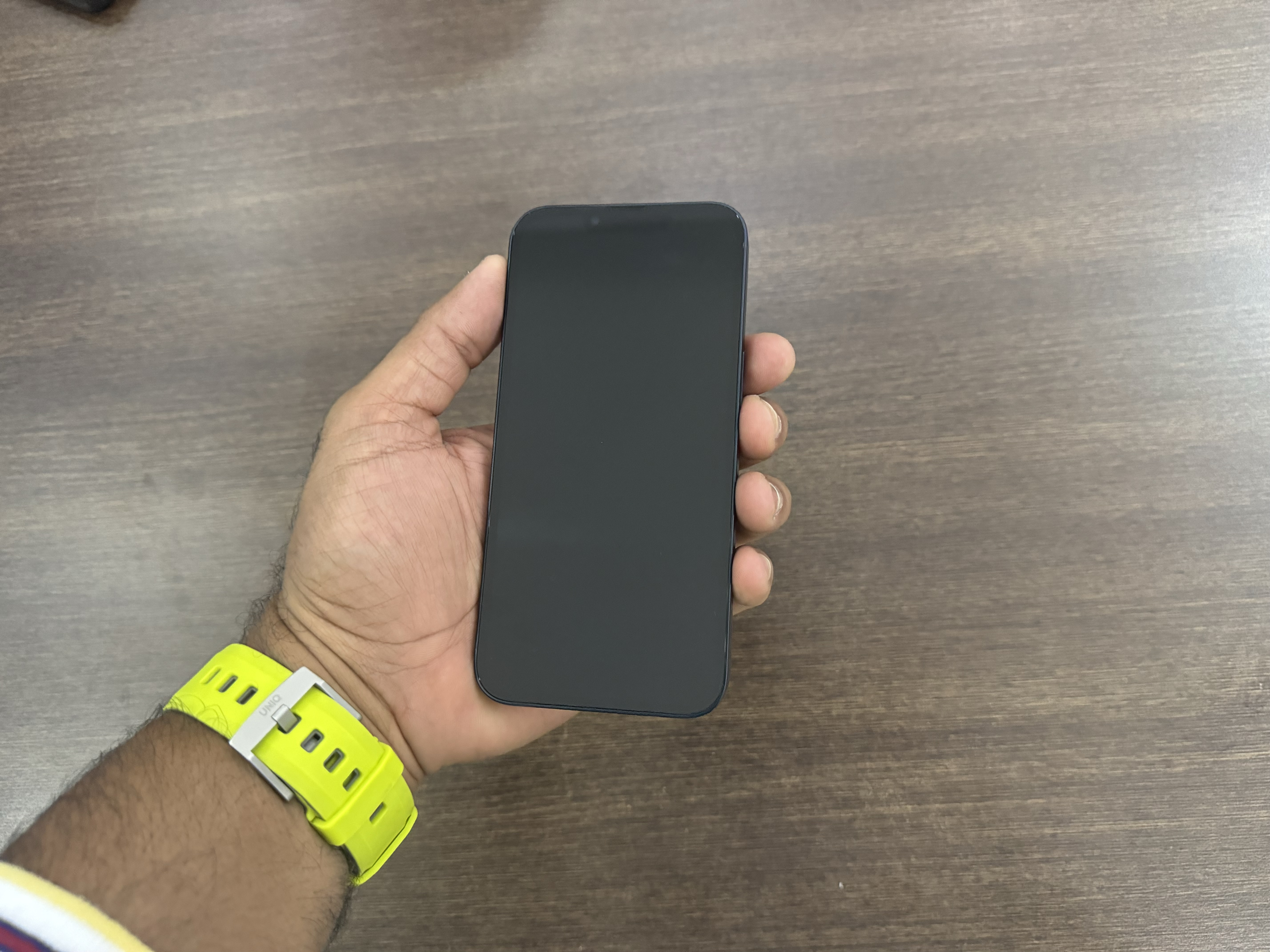 celulares y tabletas - iPhone 13 128GB Como Nuevo, Desblo, RD$ 27,500 NEG 2