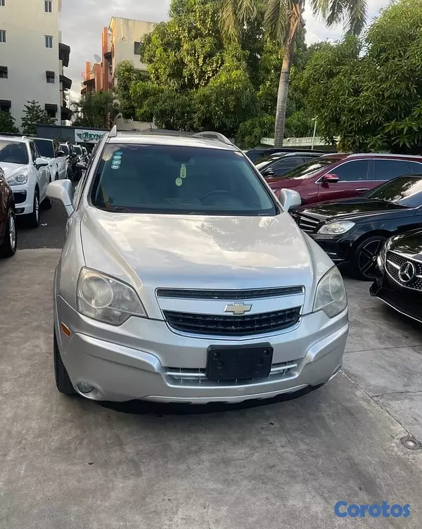 jeepetas y camionetas - CHEVROLET CAPTIVA LTZ 2014 3