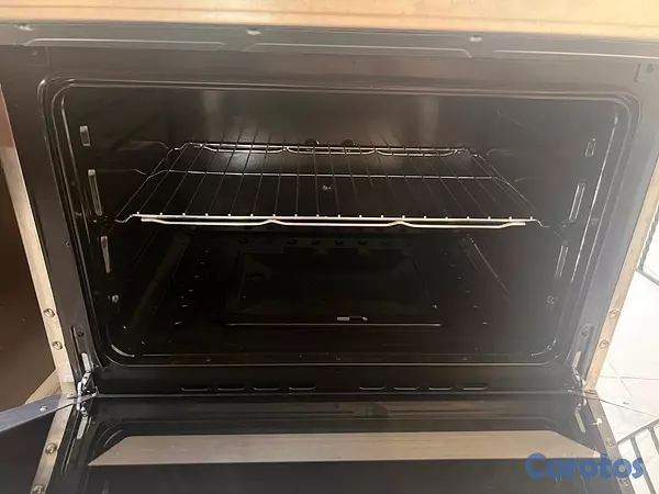 electrodomesticos -  Estufa American de 6 hornillas  tiene 7 meses de comprada y usada  6