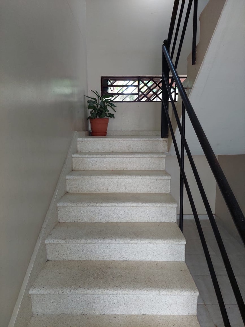 apartamentos - Venta de apartamento en la autopista de san Isidro pradera oriental 3er piso  4