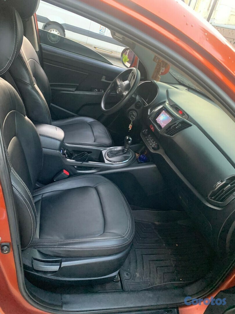 jeepetas y camionetas - Jipeta Kia  4