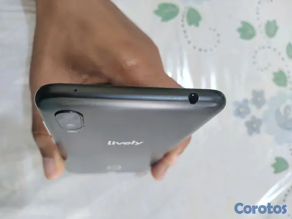 celulares y tabletas - Alcatel smart3 32GB desbloqueado 7