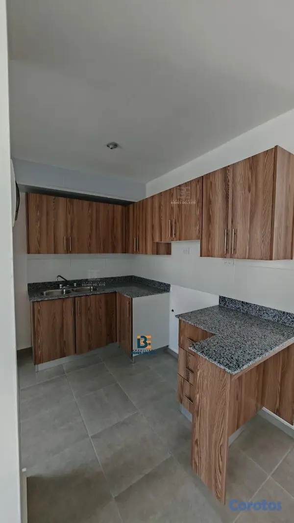 apartamentos - Se Alquila NUEVO Apartamento de Tres habitaciones  8