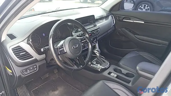 jeepetas y camionetas - kia seltos 5