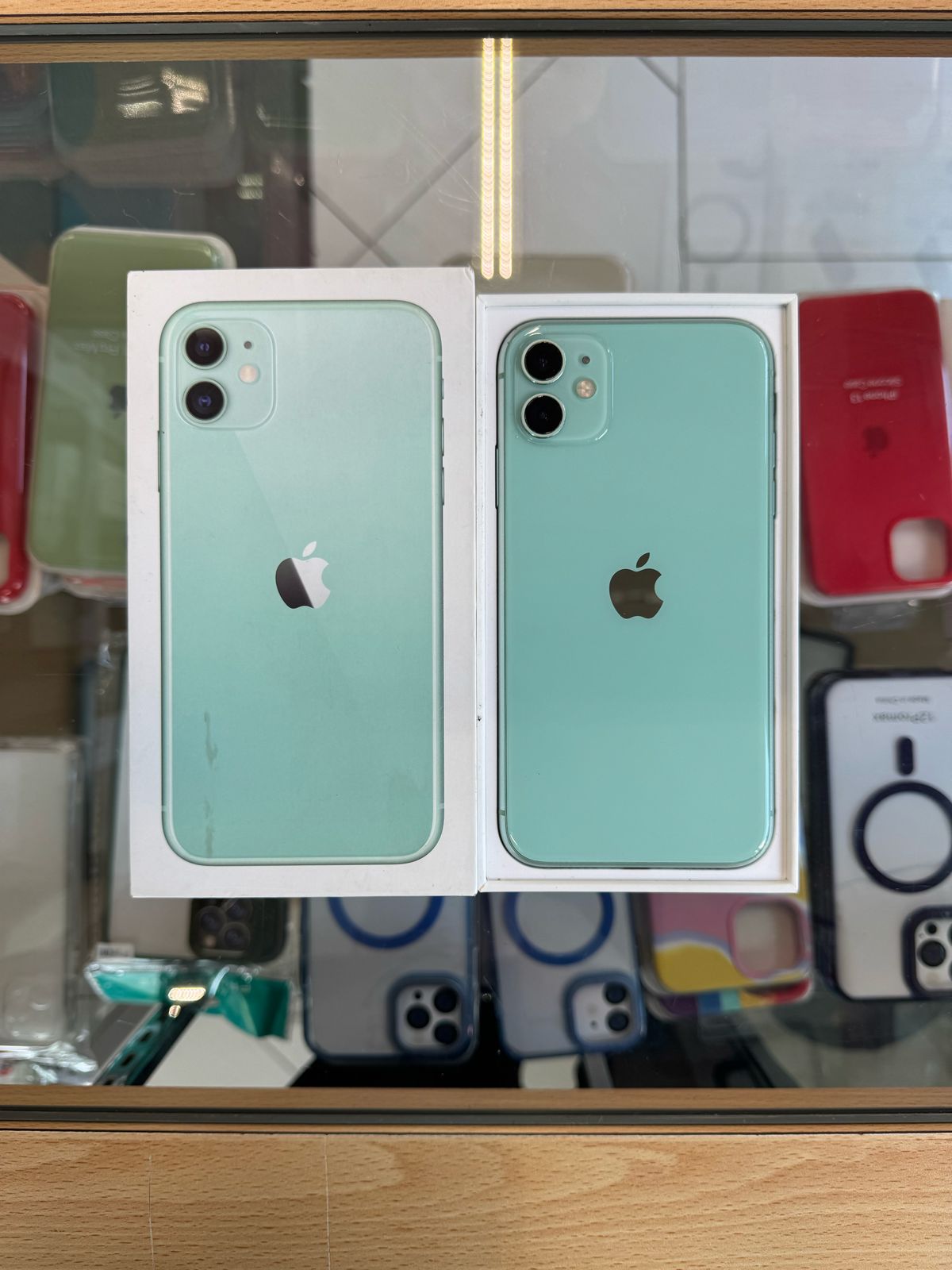 celulares y tabletas - Iphone 11 verde 256 GB Desbloqueado. 0