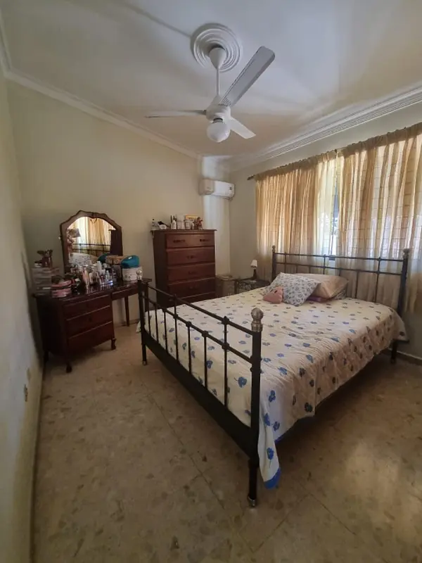 casas - Vendo Casa en el Sector Altos de las praderas2 niveles de 493 mt2.  3