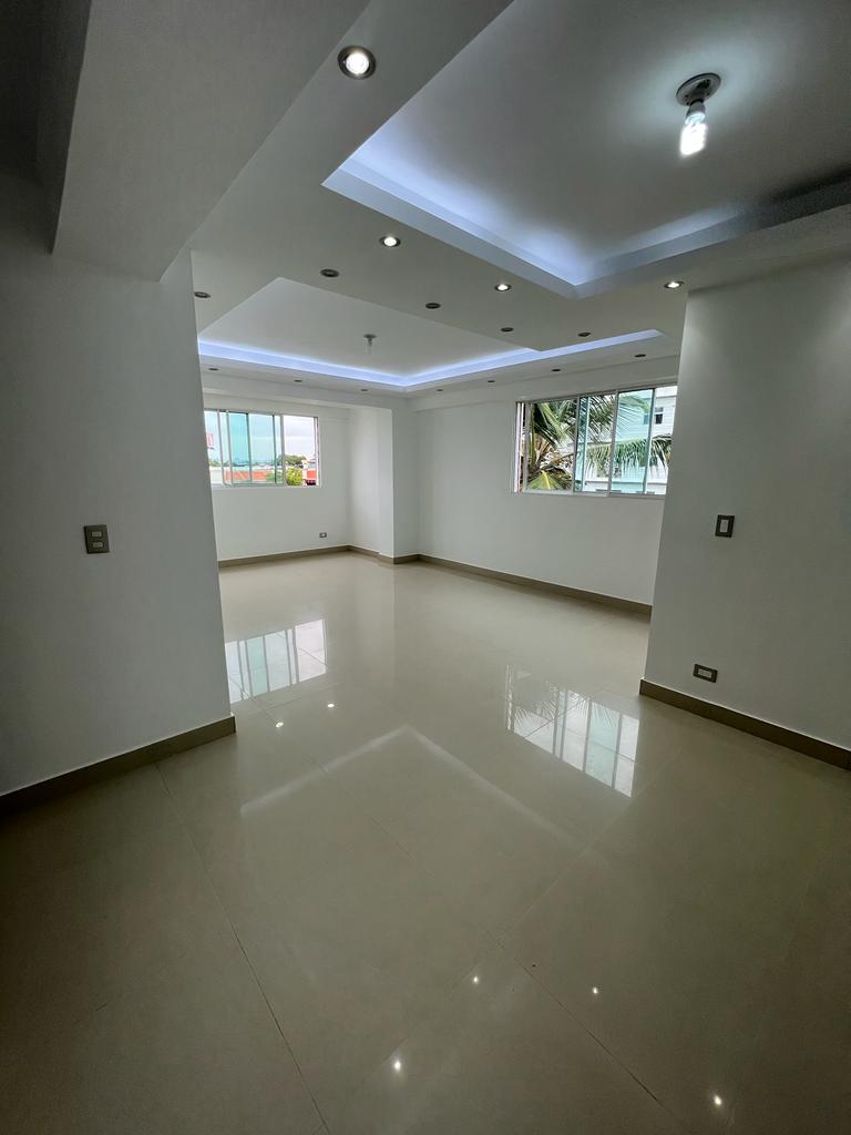 apartamentos - Apartamento en Venta, Sector  renacimiento , Santo Domingo 
 7