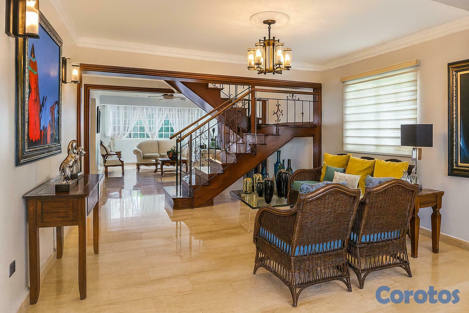 casas - Casa en Venta en La Castella con Patio y Remodelada 6