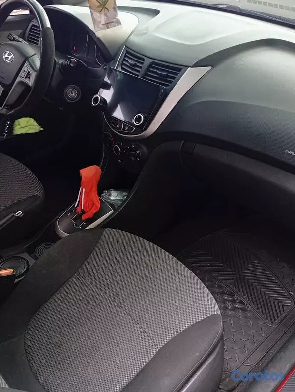 carros - VENDO HYUNDAI ACCENT 2015 NEGOCIABLE 8