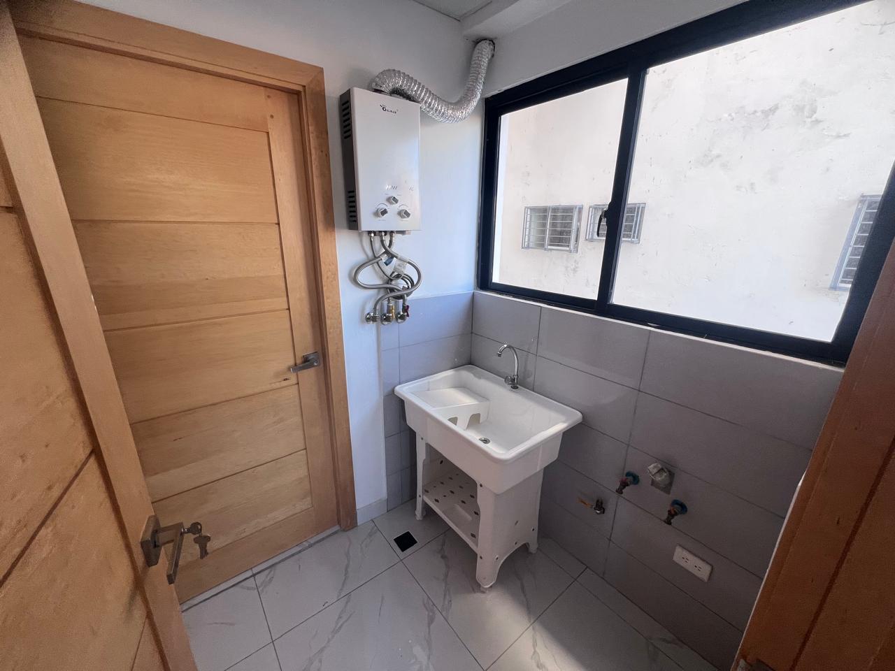 apartamentos - Excelente apartamento en Torre moderna del Ensanche Ozama  2