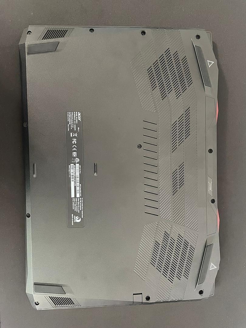 computadoras y laptops - LAPTOP GAMER DE ALTO RENDIMIENTO — ACER NITRO 5 17.3” RTX 3050 Ti  4