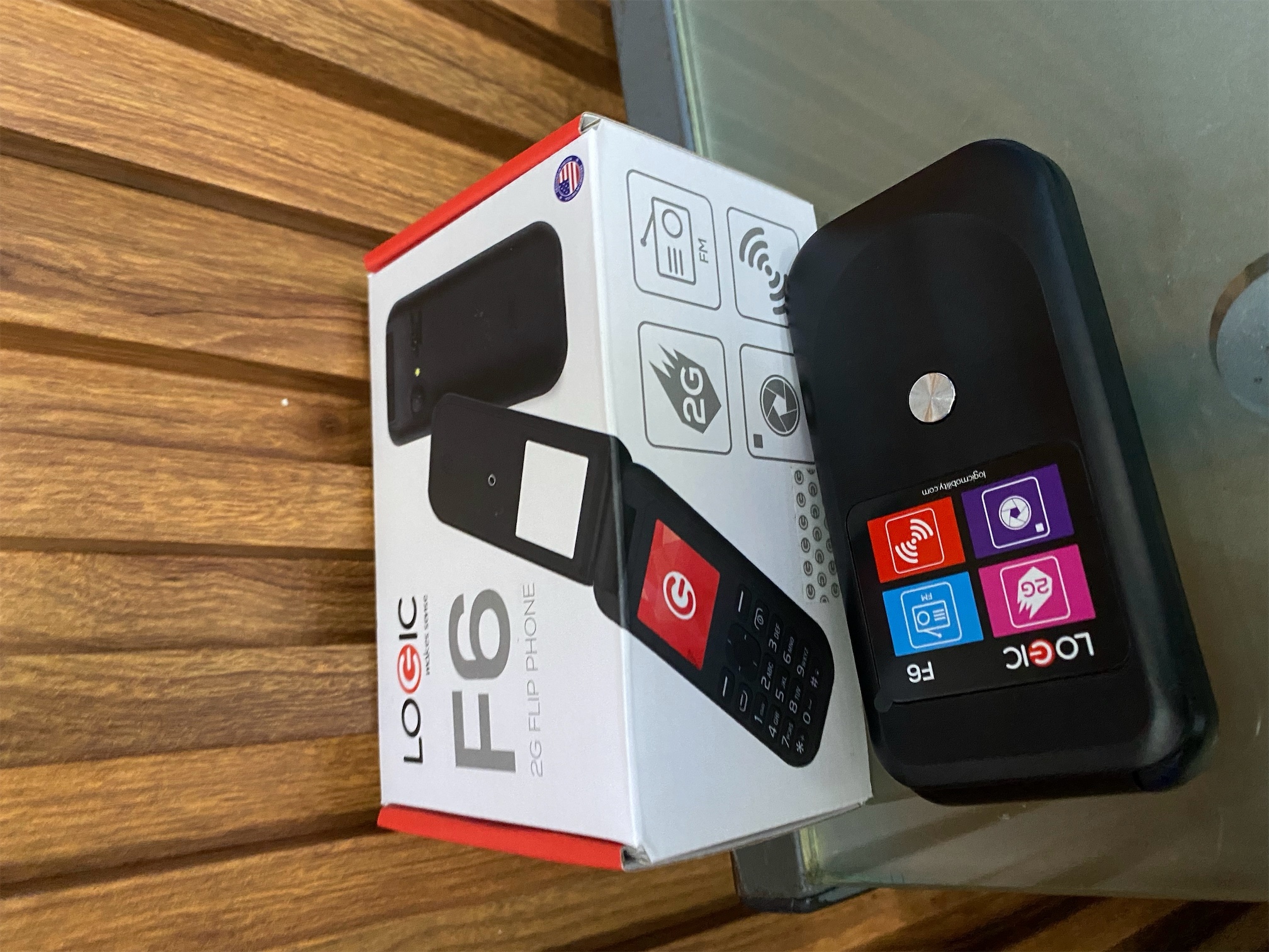 celulares y tabletas - LOGIC FC maquito con tapa  2