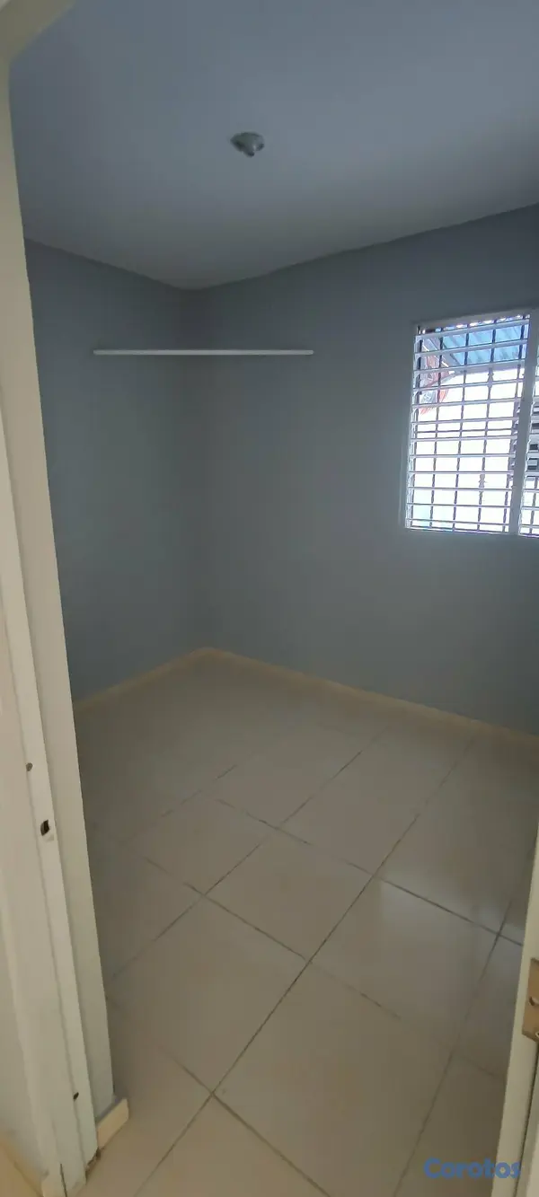casas - Casas 2do y 1er nivel - alquiler 4