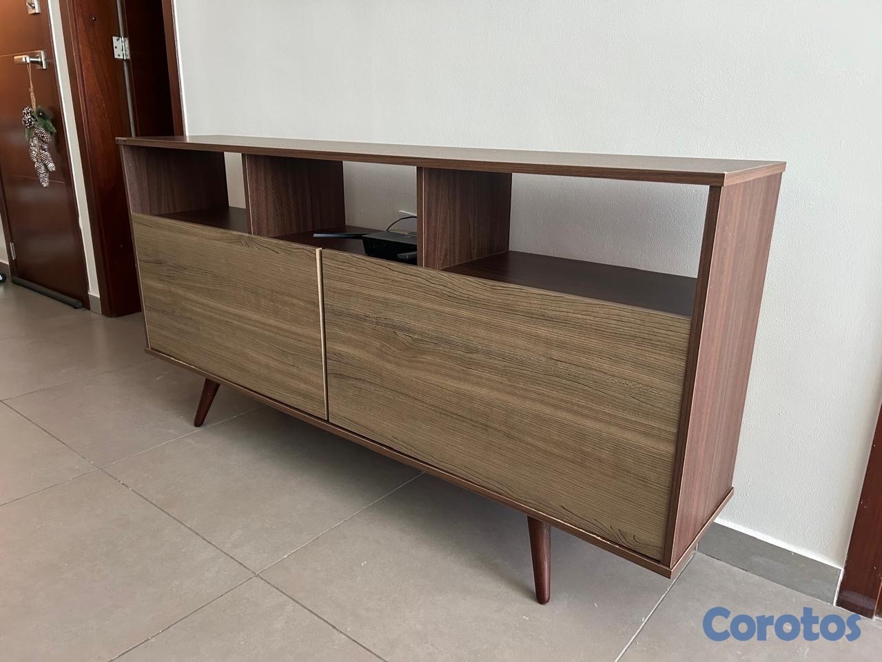 muebles y colchones - credenza de Mandera muy linda y funcional  1