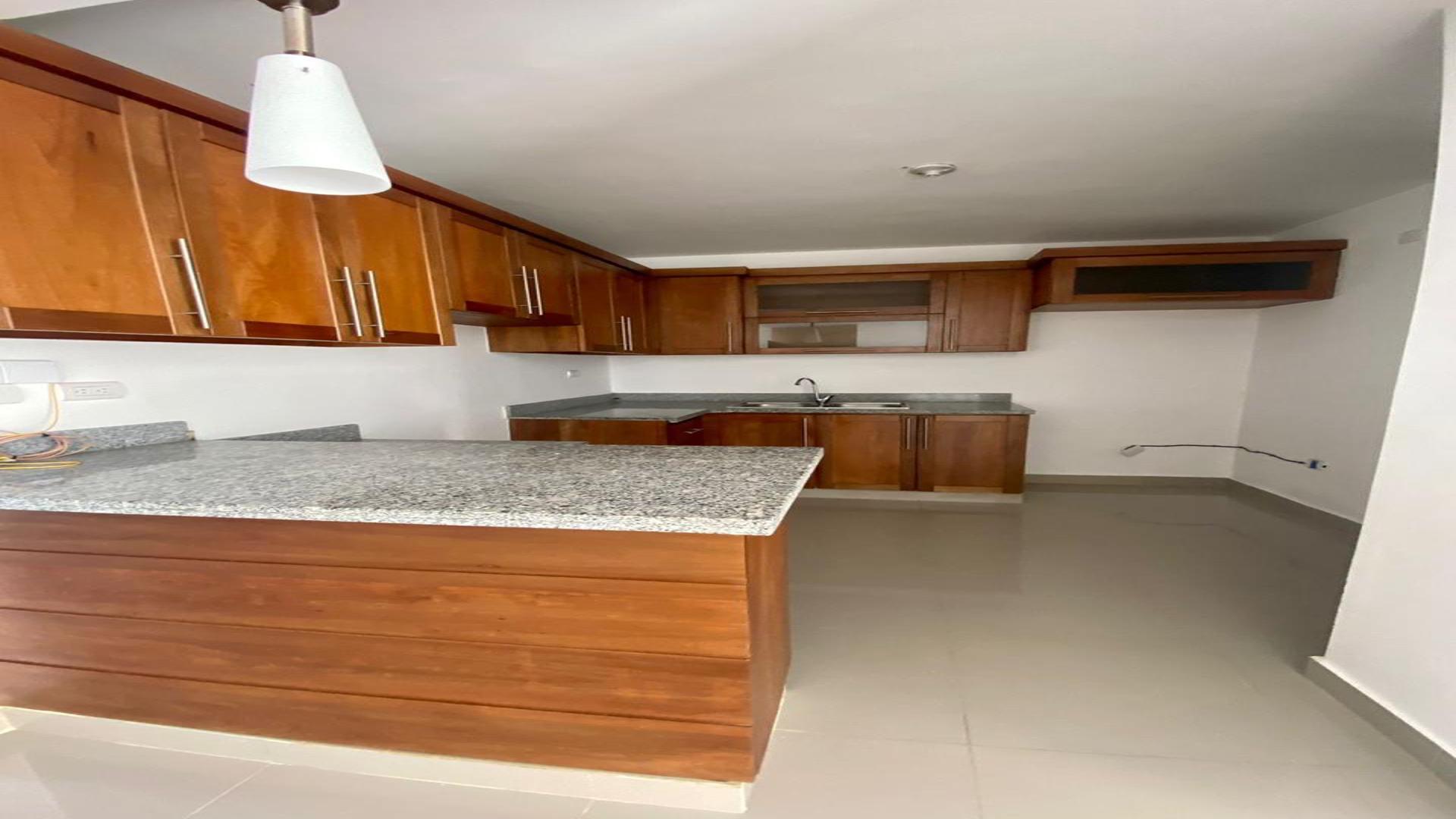 apartamentos - APARTAMENTO EN VENTA PRIMER NIVEL CON PATIO LLANOS DE GURABO SANTIAGO 4