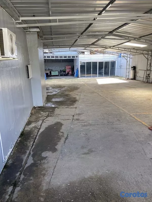 solares y terrenos - En venta solar en la avenida 27 de febrero Distrito Nacional con 1250mts 2